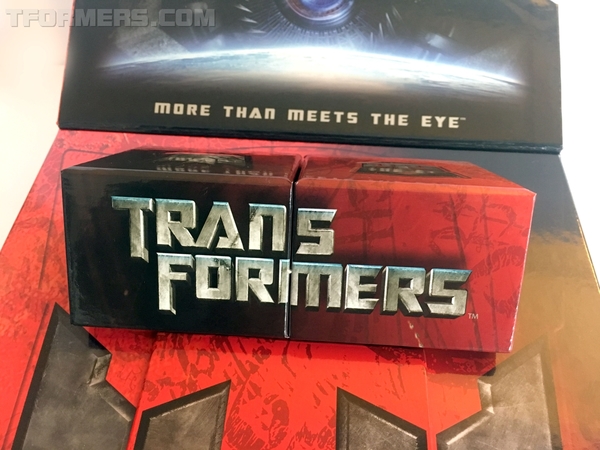 Transformers 2007 Amazing Transforming Press Kit   Throw Back Thursday  (13 of 46)